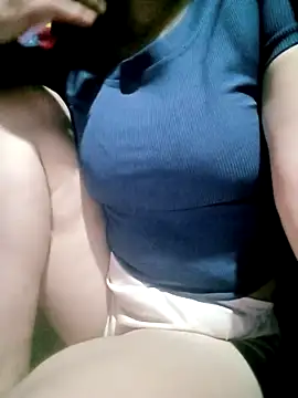 Surrilove online show from November 20, 4:07 pm