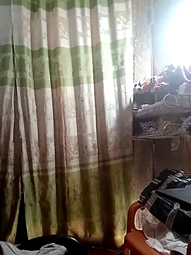 Surrilove online show from April 9, 5:18 am