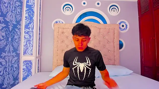 Dani rivass online show from December 5, 11:19 am