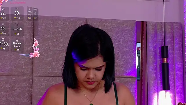 Snapshot of Martina-Roberts- chatting on October 15, 4:56 am Martina-Roberts- online show from October 15, 4:56 am