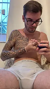 Leonsouzaof online show from February 19, 9:44 pm