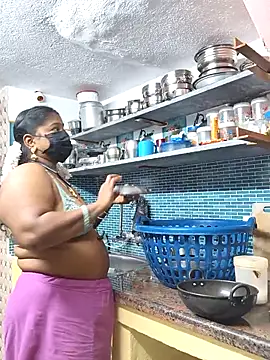 Snapshot of bakyasree143 chatting on November 24, 9:36 pm bakyasree143 online show from November 24, 9:36 pm