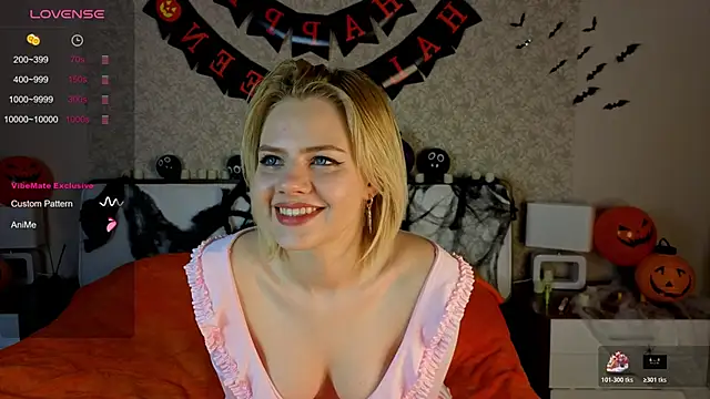 Snapshot of Brittney_Shaw chatting on October 25, 3:18 pm Brittney Shaw online show from October 25, 3:18 pm