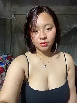 Snapshot of maianhcute chatting on October 31, 7:53 am maianhcute online show from October 31, 7:53 am