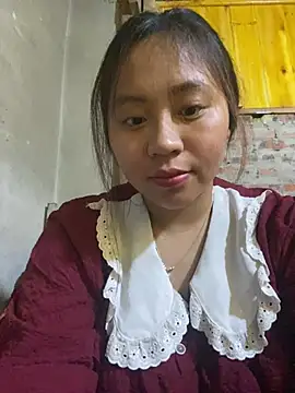 maianhcute online show from April 19, 1:43 pm