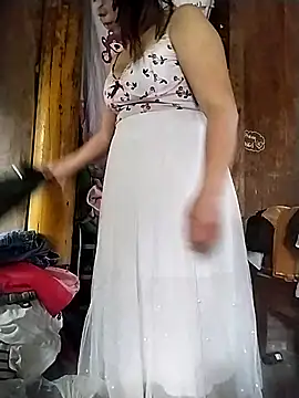 venu00 online show from March 1, 2:24 am