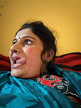 Snapshot of Rakhi99x chatting on November 20, 9:31 am Rakhi99x online show from November 20, 9:31 am