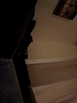 Snapshot of Woodern chatting on December 4, 11:24 pm Woodern online show from December 4, 11:24 pm