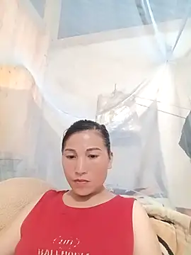 Snapshot of YAYAA-502 chatting on October 5, 1:42 pm YAYAA-502 online show from October 5, 1:42 pm