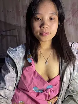 Snapshot of Ngoc-bbi chatting on October 24, 4:36 pm Ngoc-bbi online show from October 24, 4:36 pm