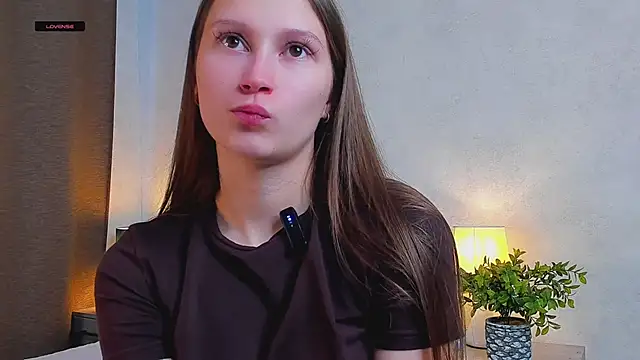 MelaniSeiver online show from September 22, 1:18 am