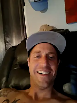 Snapshot of jakestatefarm217 chatting on October 29, 4:48 am jakestatefarm217 online show from October 29, 4:48 am