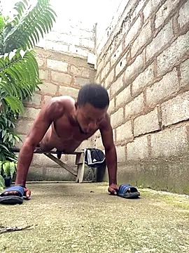 Snapshot of Makemecum634941 chatting on November 13, 8:46 am Makemecum634941 online show from November 13, 8:46 am