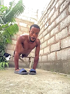 Snapshot of Makemecum634941 chatting on November 27, 9:00 am Makemecum634941 online show from November 27, 9:00 am