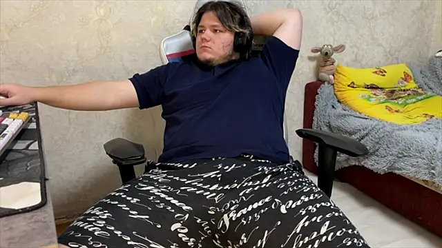 desiredude9 online show from October 9, 6:39 pm