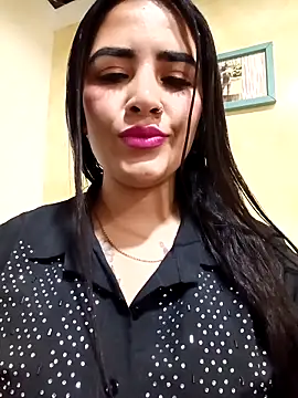 Snapshot of MAYE__13 chatting on September 13, 12:38 pm MAYE 13 online show from September 13, 12:38 pm