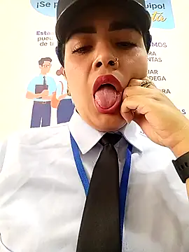 Snapshot of MAYE__13 chatting on November 5, 12:16 pm MAYE 13 online show from November 5, 12:16 pm