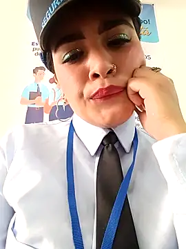 Snapshot of MAYE__13 chatting on November 20, 3:34 pm MAYE 13 online show from November 20, 3:34 pm