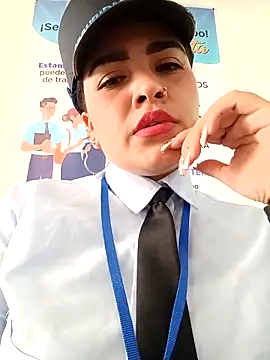 Snapshot of MAYE__13 chatting on November 22, 12:48 pm MAYE 13 online show from November 22, 12:48 pm