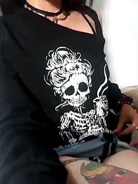 Snapshot of DaKoTa_LuNaR chatting on September 24, 4:27 am DaKoTa LuNaR online show from September 24, 4:27 am