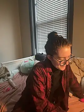 Snapshot of knottybunny chatting on November 30, 4:00 pm knottybunny online show from November 30, 4:00 pm