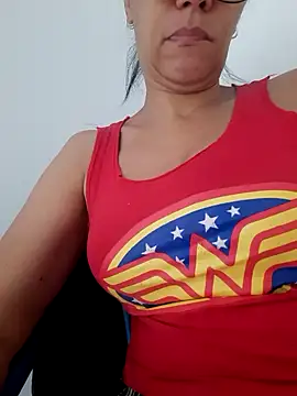 Snapshot of Marcellylinda chatting on November 12, 1:11 pm Marcellylinda online show from November 12, 1:11 pm