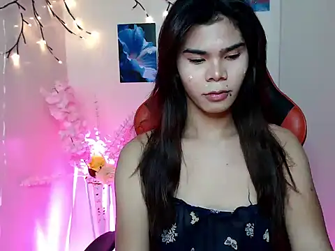 Snapshot of dianne_swift chatting on November 4, 9:08 am dianne swift online show from November 4, 9:08 am