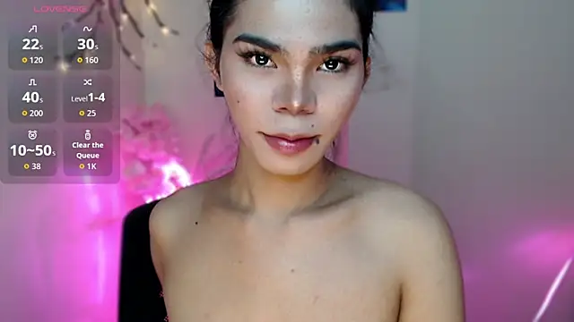 Snapshot of dianne_swift chatting on November 10, 1:59 am dianne swift online show from November 10, 1:59 am