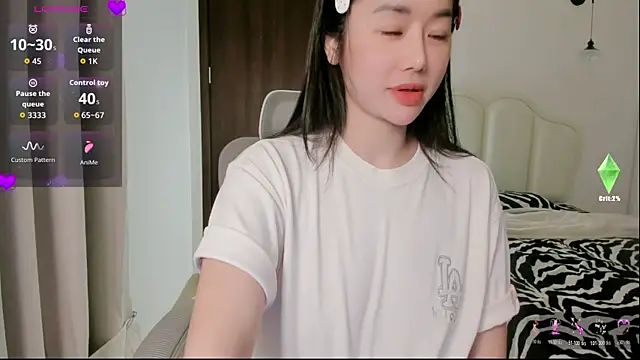 Snapshot of strawberry-ni chatting on November 6, 3:13 pm strawberry-ni online show from November 6, 3:13 pm