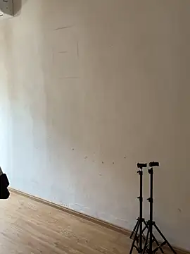 xiiuuff18 online show from April 19, 12:22 am