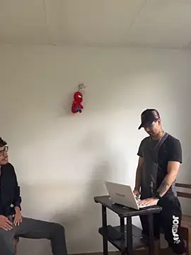 Snapshot of Deymon0777 chatting on February 6, 10:35 pm Deymon0777 online show from February 6, 10:35 pm