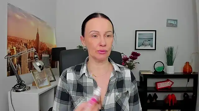 Velvet Jasmine online show from October 7, 5:37 am