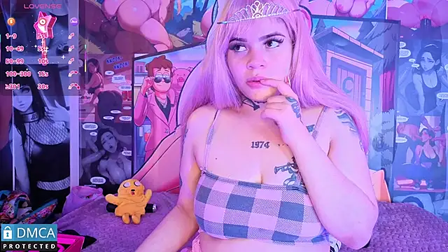 Snapshot of CandyKane06_ chatting on October 18, 2:25 am CandyKane06 online show from October 18, 2:25 am