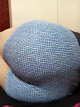 Snapshot of Dirtymorrocainbabe chatting on November 2, 1:35 pm Dirtymorrocainbabe online show from November 2, 1:35 pm