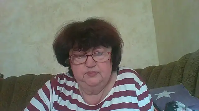 Snapshot of MilaSky5303 chatting on September 20, 1:23 pm MilaSky5303 online show from September 20, 1:23 pm