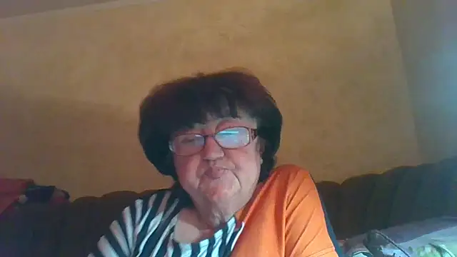 Snapshot of MilaSky5303 chatting on September 30, 9:20 pm MilaSky5303 online show from September 30, 9:20 pm