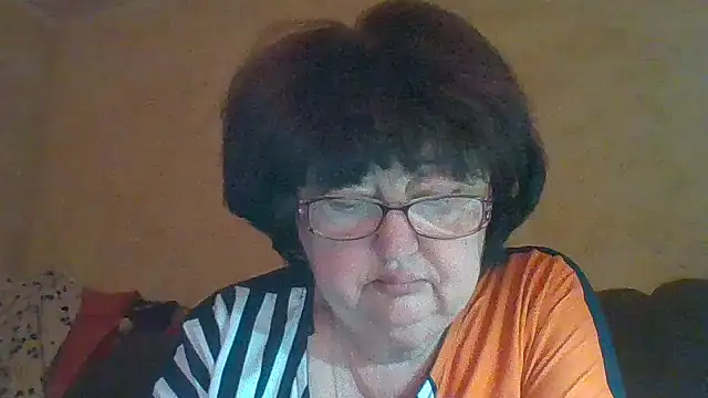 Snapshot of MilaSky5303 chatting on October 4, 8:51 pm MilaSky5303 online show from October 4, 8:51 pm