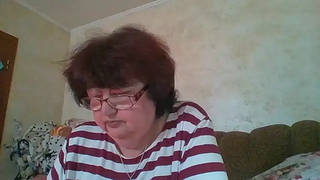 Snapshot of MilaSky5303 chatting on October 25, 10:01 am MilaSky5303 online show from October 25, 10:01 am