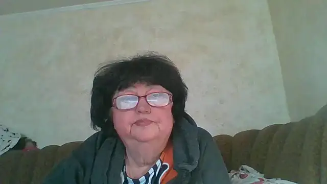 Snapshot of MilaSky5303 chatting on November 3, 8:59 am MilaSky5303 online show from November 3, 8:59 am