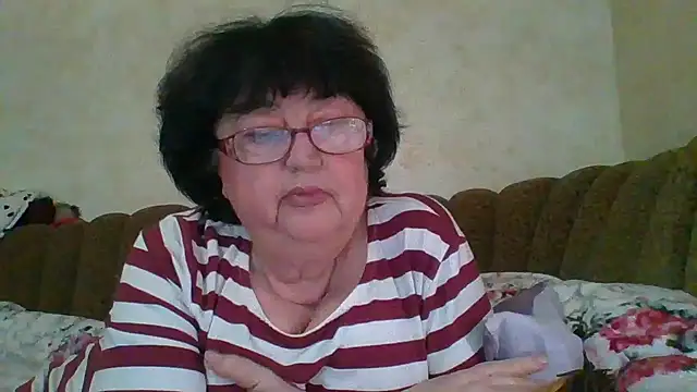 Snapshot of MilaSky5303 chatting on November 18, 10:31 am MilaSky5303 online show from November 18, 10:31 am