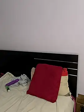 your chandni04 online show from April 27, 7:01 pm