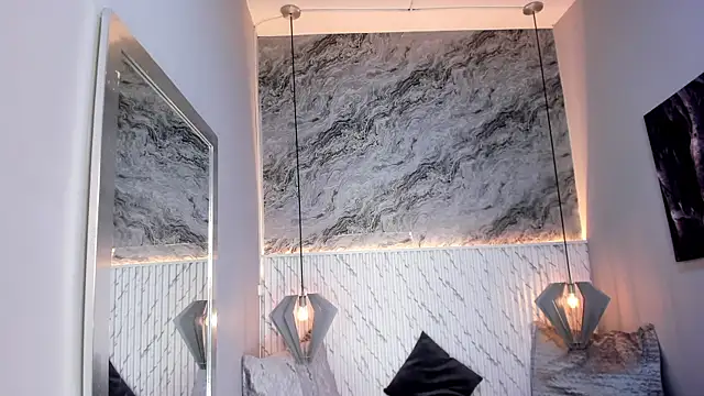 Snapshot of Julieth_brown_ chatting on November 9, 12:25 pm Julieth brown online show from November 9, 12:25 pm