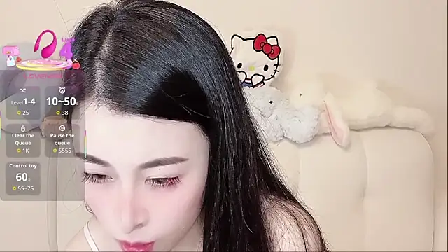 LuLu-Moon online show from November 11, 12:05 pm