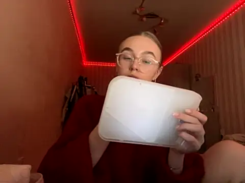 Snapshot of bellameow88 chatting on October 17, 4:09 pm bellameow88 online show from October 17, 4:09 pm