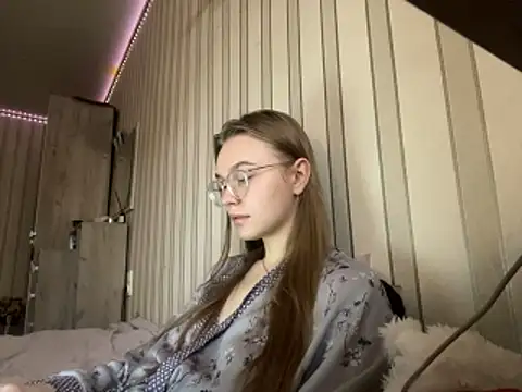 Snapshot of bellameow88 chatting on November 7, 3:28 am bellameow88 online show from November 7, 3:28 am