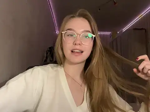 Snapshot of bellameow88 chatting on November 7, 3:34 pm bellameow88 online show from November 7, 3:34 pm