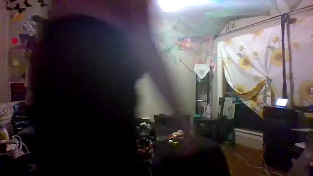 Snapshot of Bored_Grandma chatting on September 19, 1:18 am Bored Grandma online show from September 19, 1:18 am