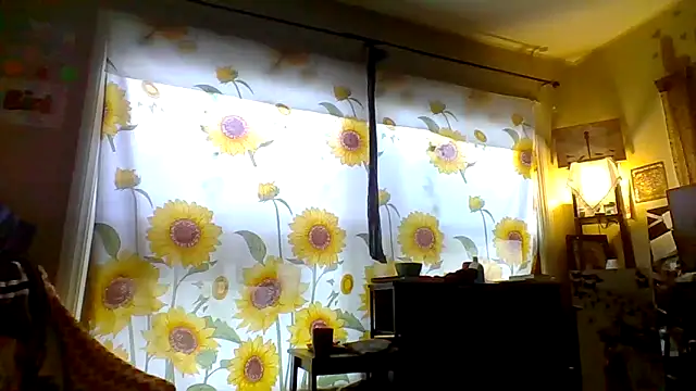 Snapshot of Bored_Grandma chatting on September 24, 10:24 pm Bored Grandma online show from September 24, 10:24 pm