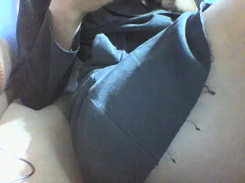 Snapshot of Moongodessy chatting on October 31, 11:44 am Moongodessy online show from October 31, 11:44 am