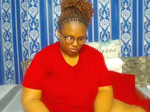 Snapshot of JUICEYLIPS333 chatting on September 22, 5:53 am JUICEYLIPS333 online show from September 22, 5:53 am
